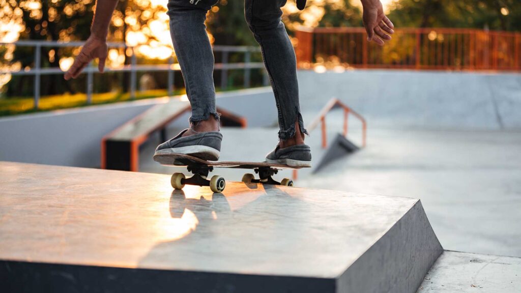 Débutant, intermédiaire, confirmé : quel skatepark pour quel niveau ?